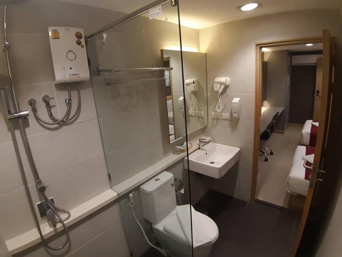 בנגקוק Pratunam19 Hotel מראה חיצוני תמונה
