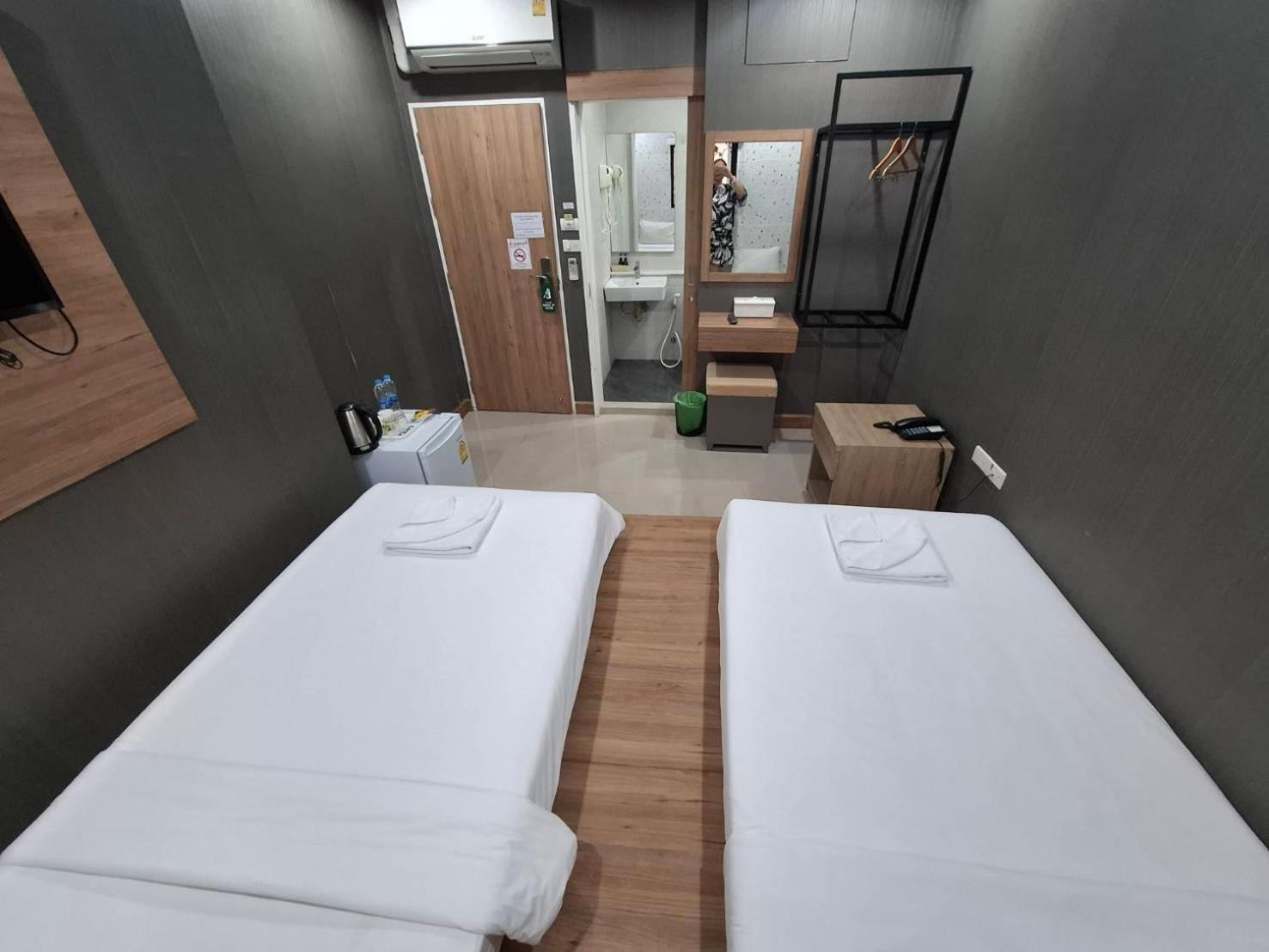 בנגקוק Pratunam19 Hotel מראה חיצוני תמונה