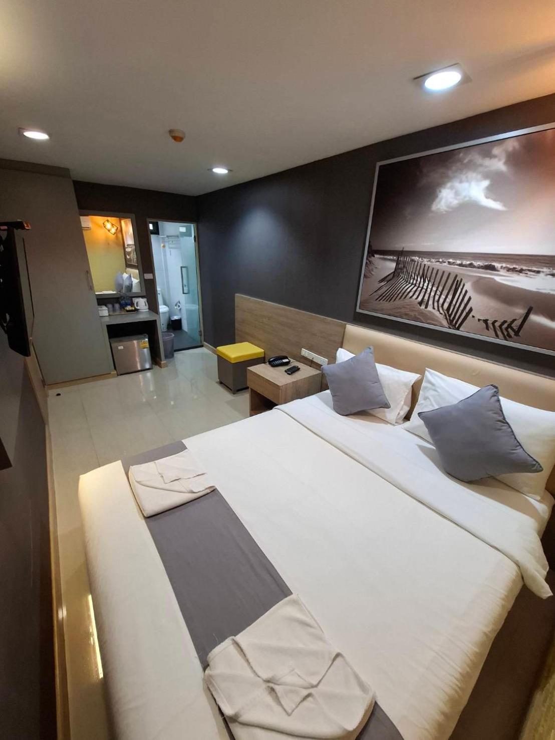 בנגקוק Pratunam19 Hotel מראה חיצוני תמונה