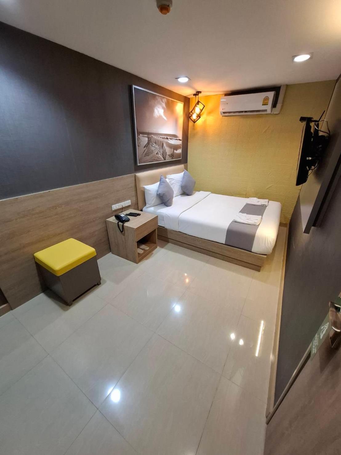 בנגקוק Pratunam19 Hotel מראה חיצוני תמונה