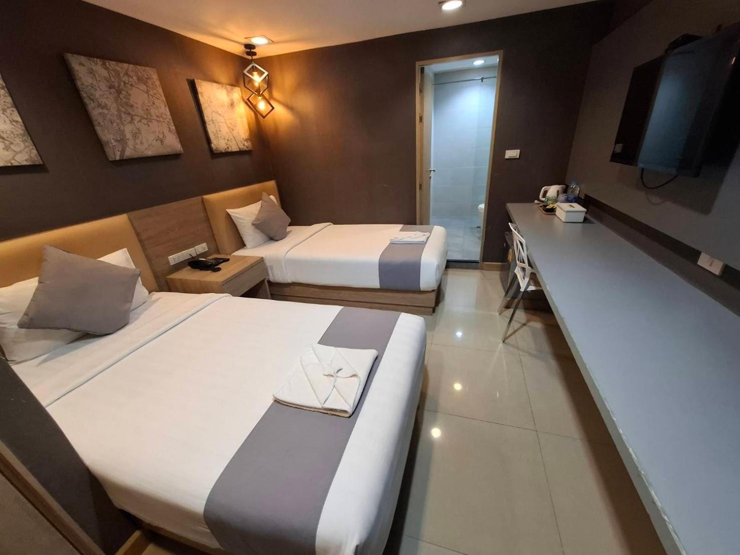 בנגקוק Pratunam19 Hotel מראה חיצוני תמונה